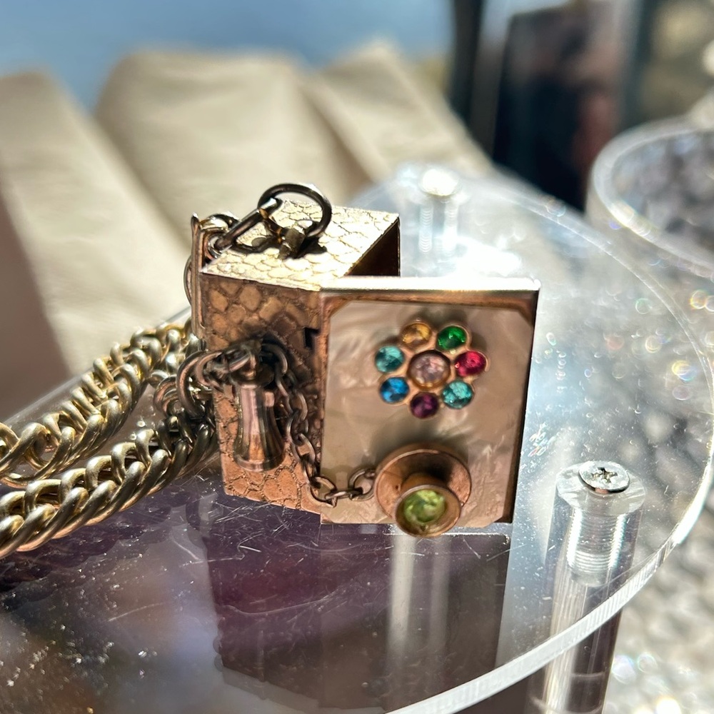 Gold Tone Bracelet w/Old Fashion Mother of Pearl Phone embellished w/Faux Gems - Picture 4 of 6